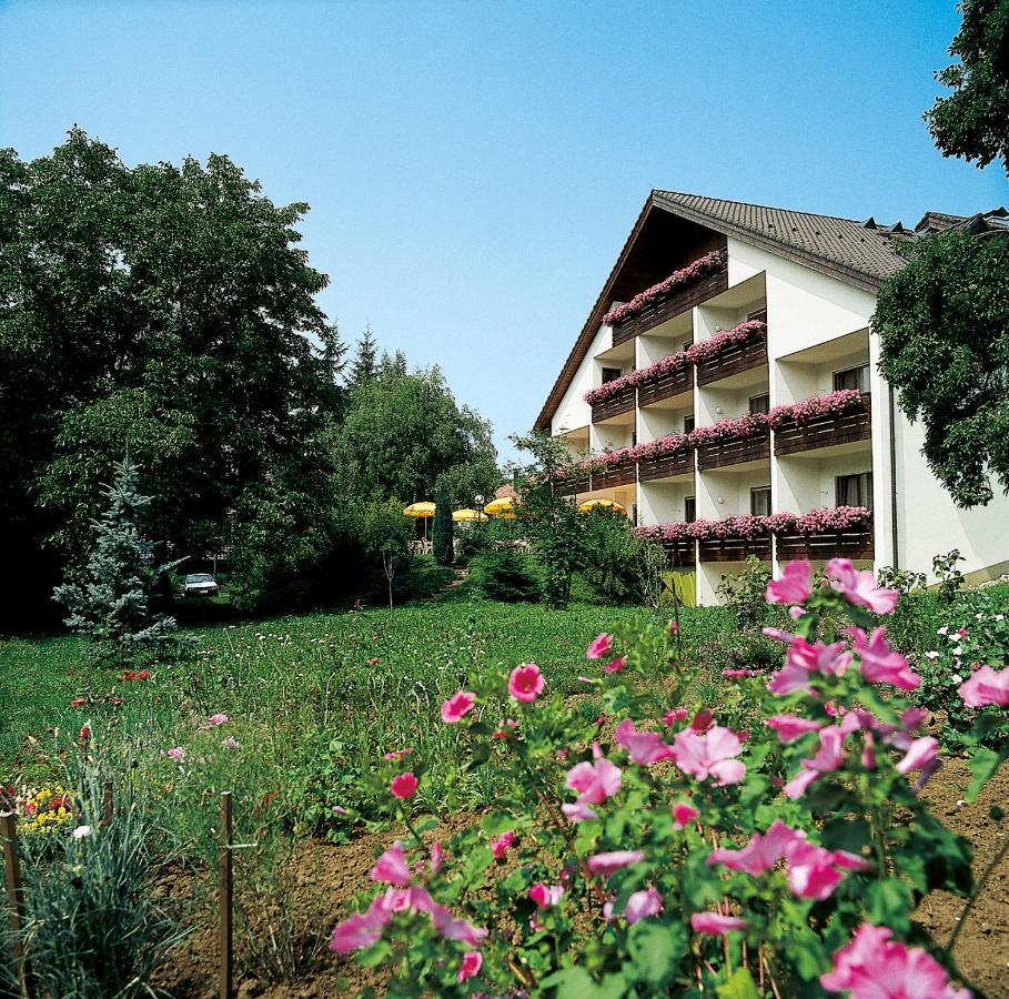 Hotel Garni Zur Weserei Kandern Bagian luar foto